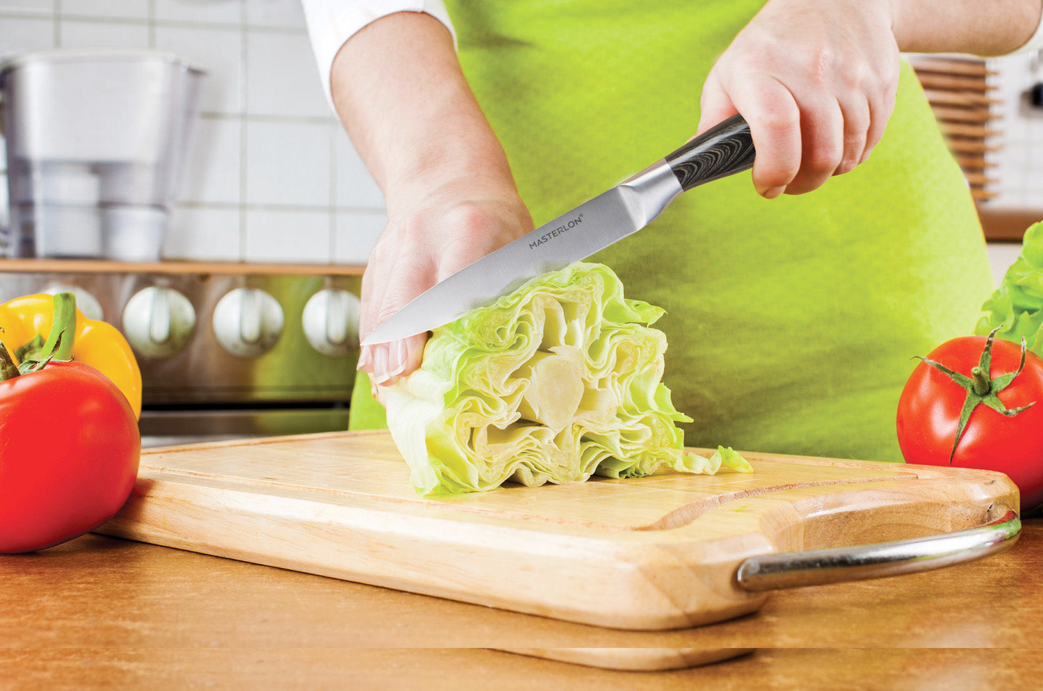 Masterlon kNife chopping Cabbage