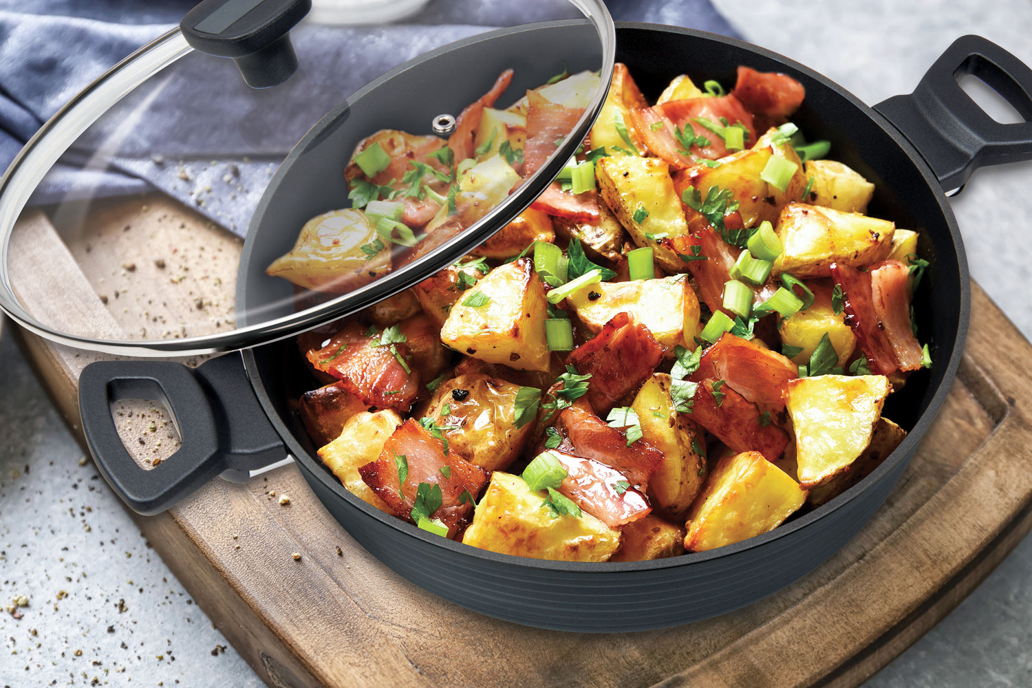 5 QT. SAUTE & SAUCE PAN WITH GLASS LID and food